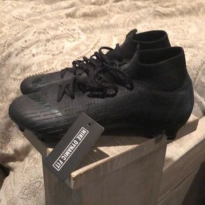 Nike Mercurial Superlfy 360 Soccer Cleats